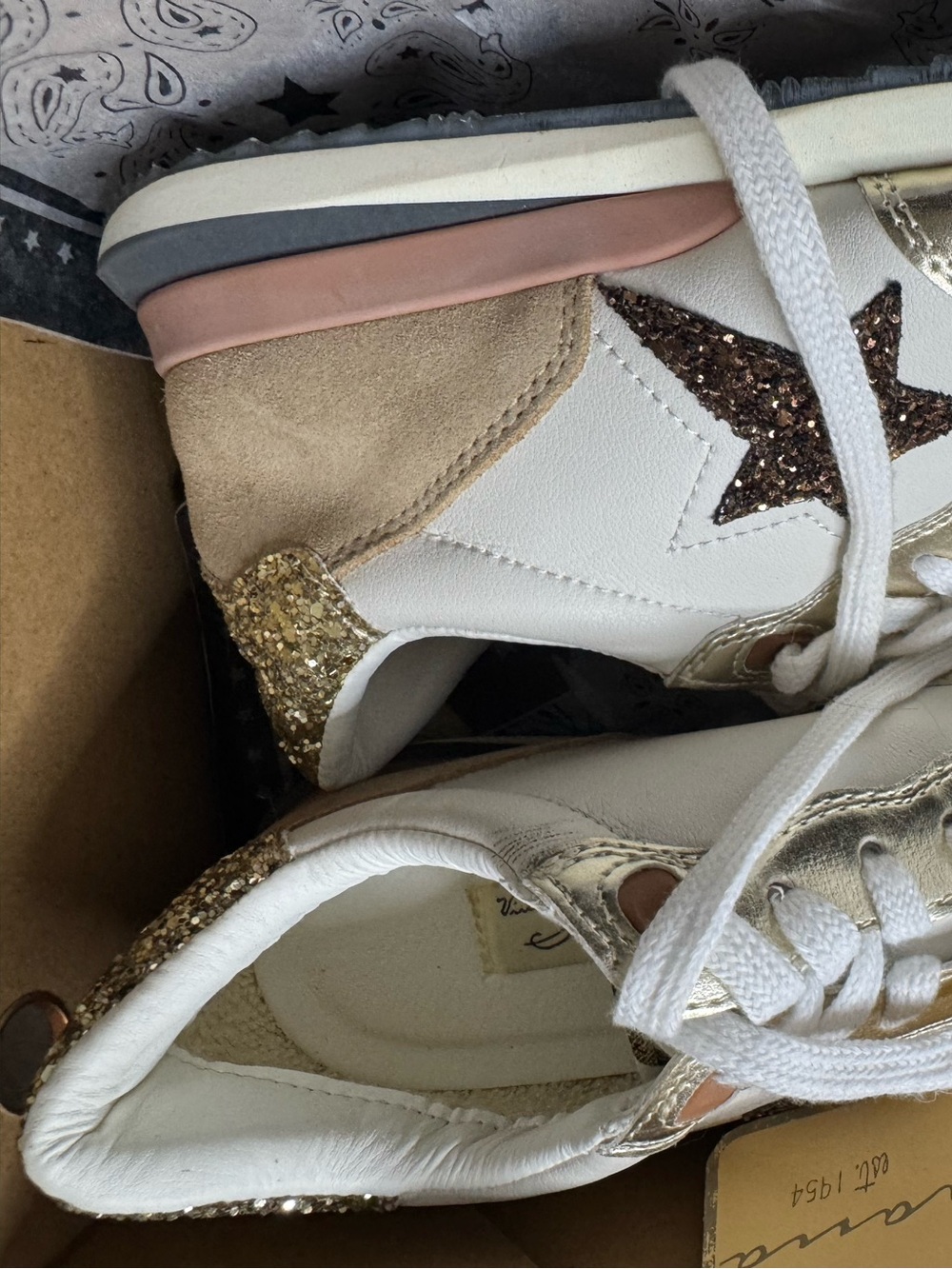 Vintage Havana White Gold Glitter Star Sneakers